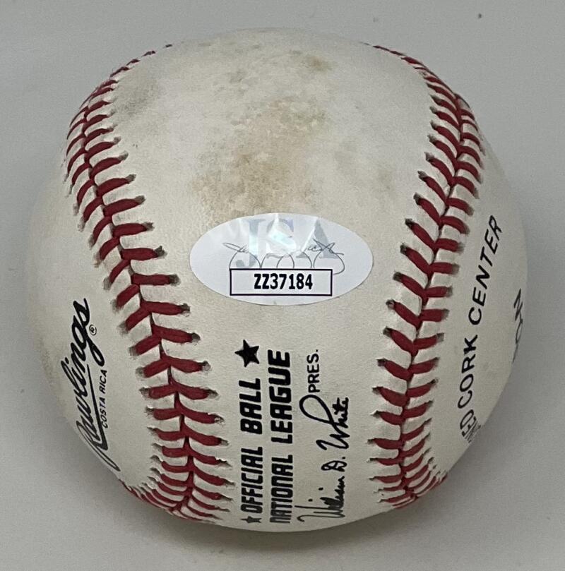Hank Aaron Autograph Signed Official Major League Ball JSA Authentic  w/ Cert Image 3