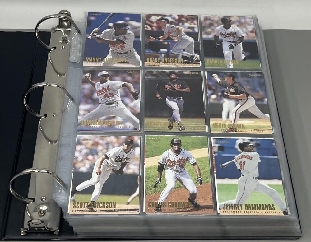 1996 Fleer Baseball Complete Binder Set 1-600 Image 1