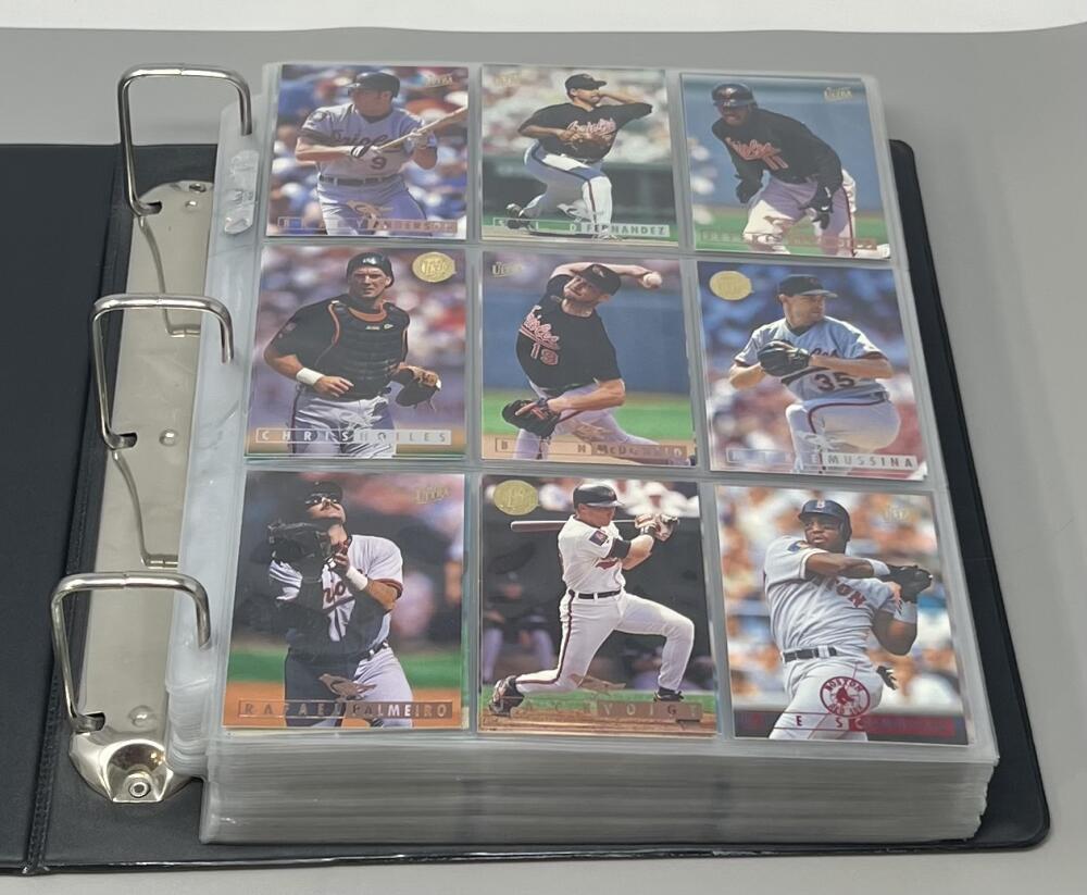 1995 Ultra Baseball Complete Binder Set 1-150  Image 1