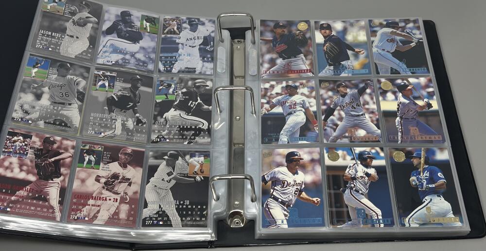 1995 Ultra Baseball Complete Binder Set 1-150  Image 5