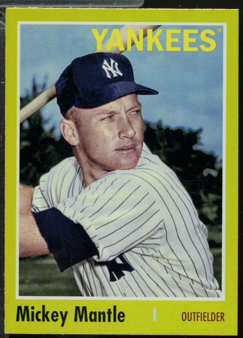 Mickey Mantle Card 2024 Topps Archives Yellow Foilboard #119  Image 1