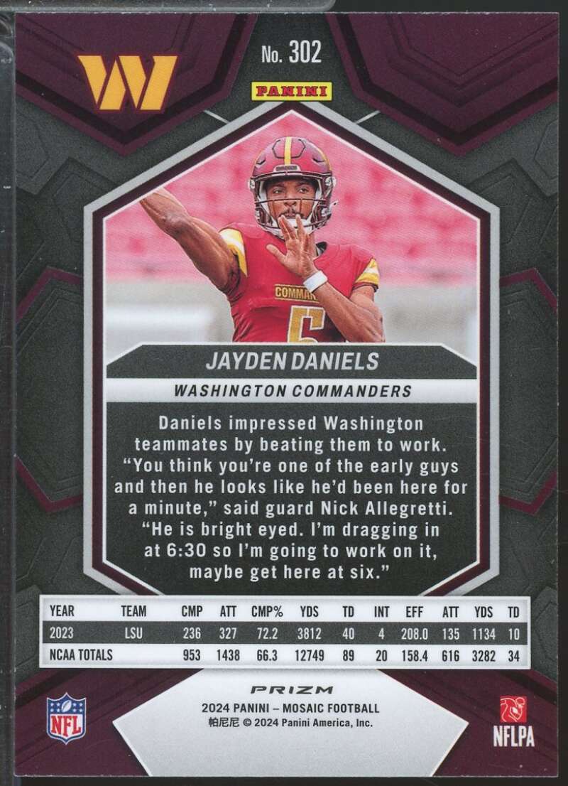 Jayden Daniels Rookie Card 2024 Panini Mosaic Green #302  Image 2