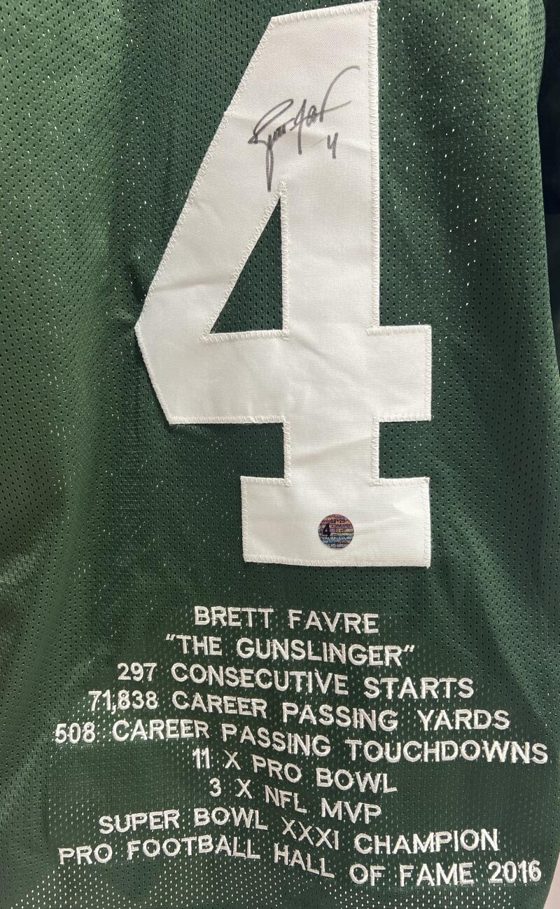 Authentic Brett Favre Autograph Signed Packers Jersey  Image 3