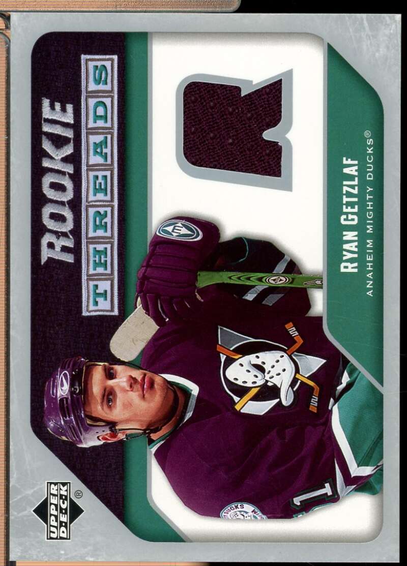 Ryan Getzlaf Rookie Card 2005-06 Upper Deck Threads Jersey #RTRG  Image 1