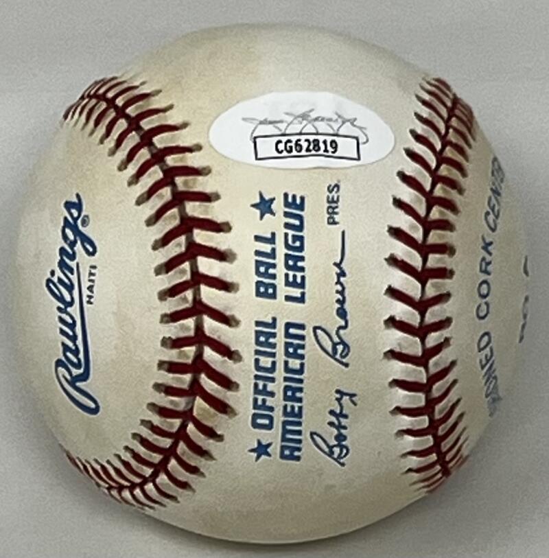 Rollie Fingers Autograph Signed Baseball  JSA Authentic  Image 2