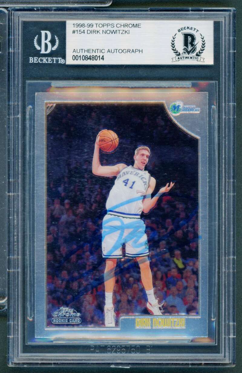 Dirk Nowitzki Rookie Card 1998-99 Topps Chrome Autograph #154 BGS BAS Authentic Image 1