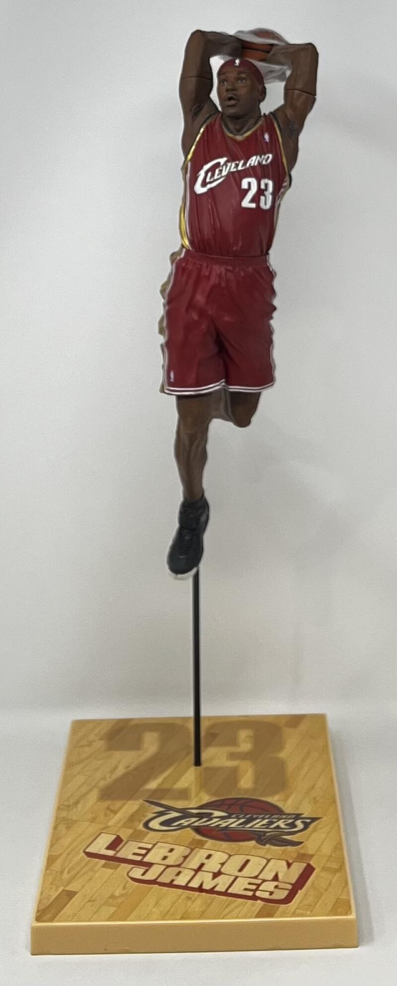Cleveland Cavaliers LeBron James  17" Figurine  Image 1