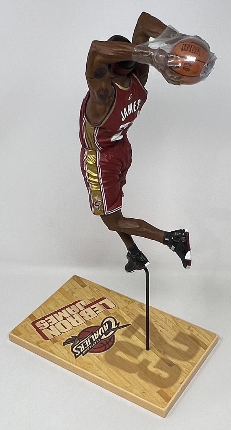 Cleveland Cavaliers LeBron James  17" Figurine  Image 3