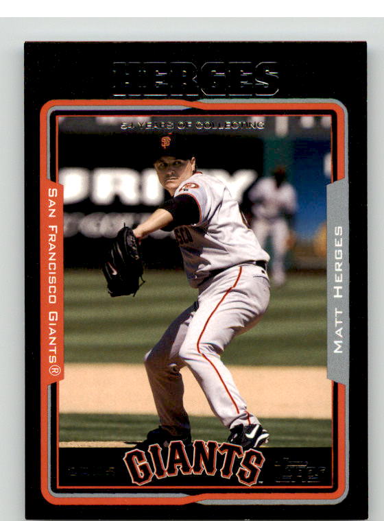 Matt Herges Card 2005 Topps Black #205 Image 1