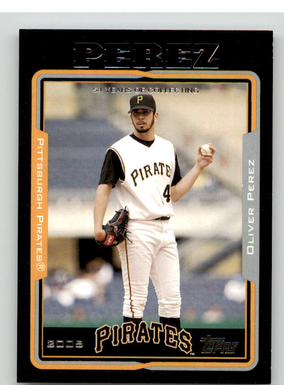 Oliver Perez Card 2005 Topps Black #253 Image 1