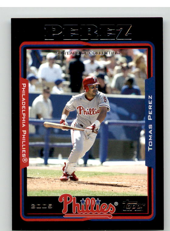 Tomas Perez Card 2005 Topps Black #492 Image 1