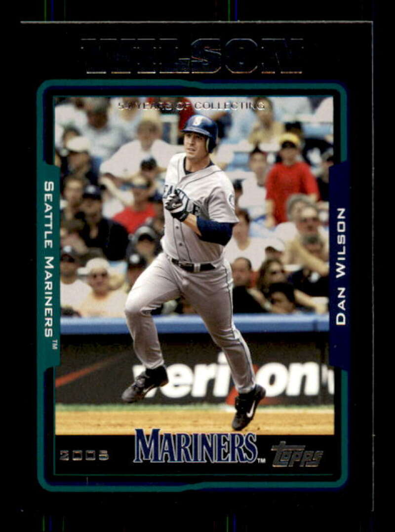 Dan Wilson Card 2005 Topps Black #16 Image 1