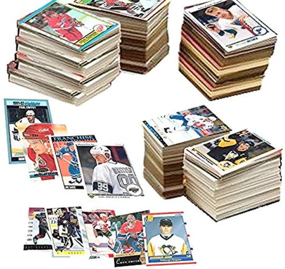 Superior Sports Investments HUGE LOT: 600 NHL Hockey Cards in a Gift Box w/ 1 Sealed Pack Image 1