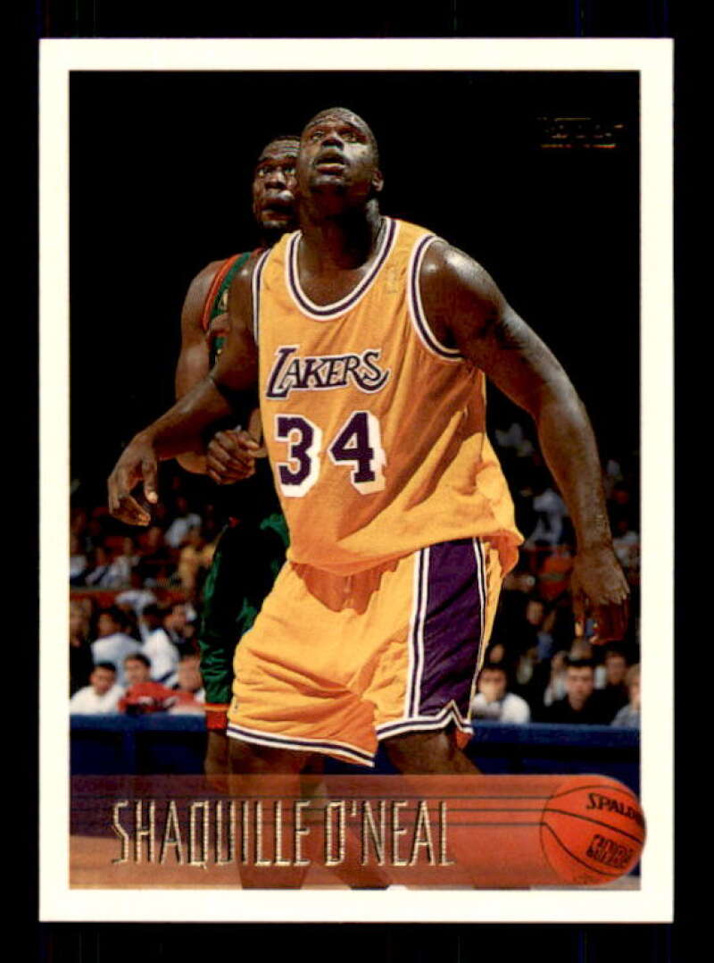 Shaquille O'Neal Card 1996-97 Topps #220 Image 1