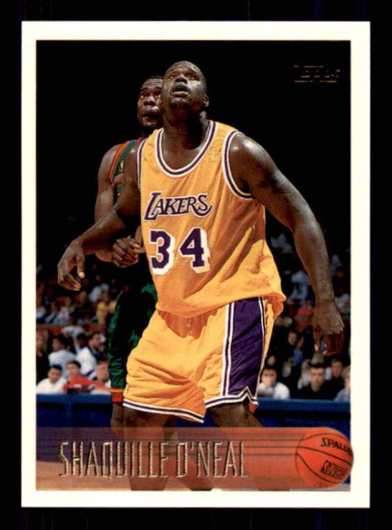 Shaquille O'Neal Card 1996-97 Topps #220 Image 1