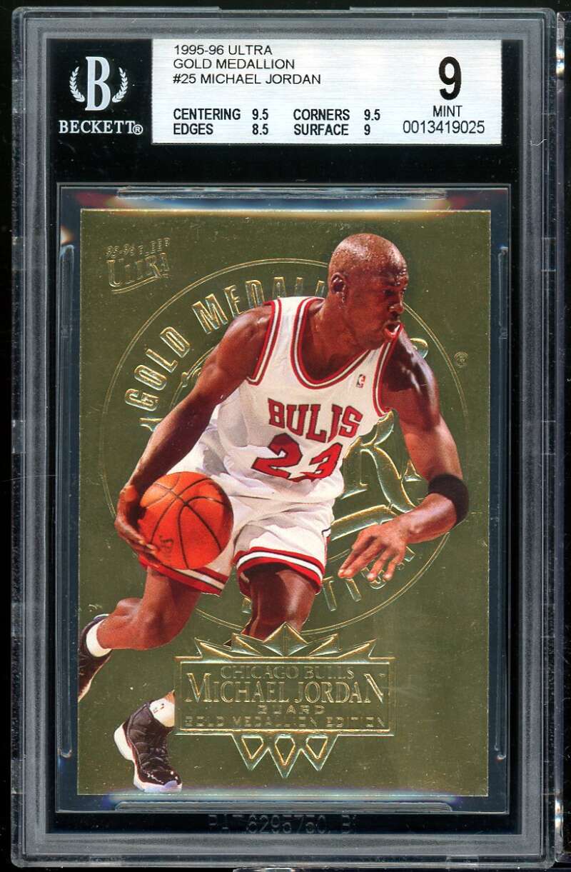 Michael Jordan Card 1995-96 Ultra Gold Medallion #25 BGS 9 (9.5 9.5 8.5 9) Image 1