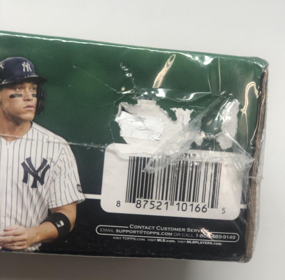 2021 Topps Green Box Baseball Factory Set Image 3