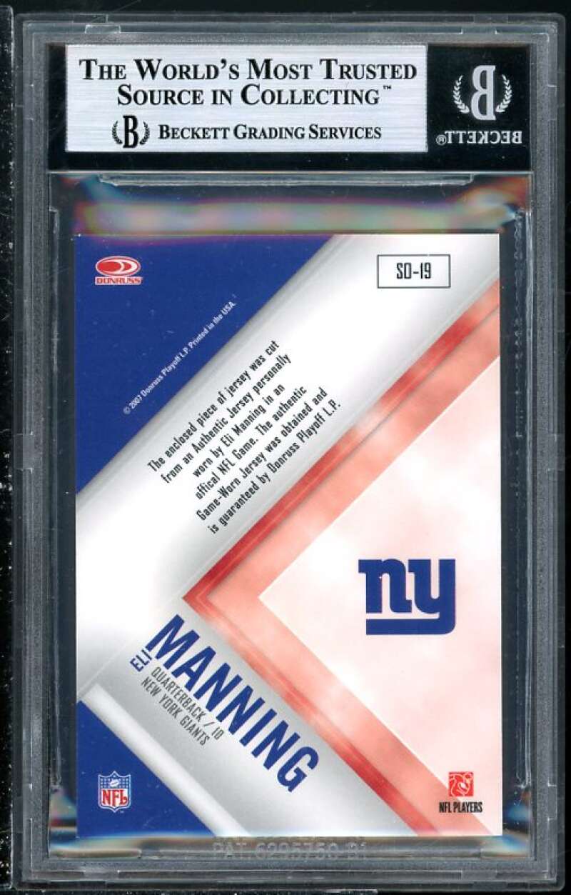 Eli Manning 2007 Leaf Rookies Stars Ovation Materials Green #SO-19 BGS 9 (Read) Image 2