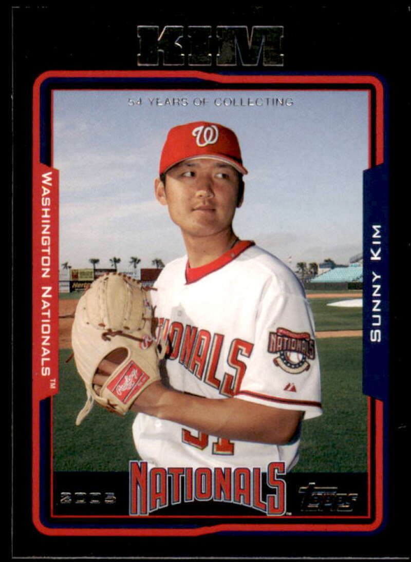 Sunny Kim Card 2005 Topps Black #586 Image 1