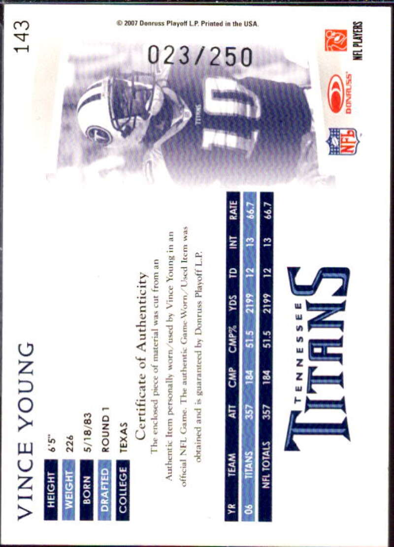 Vince Young Card 2007 Donruss Threads Jerseys #143  Image 2