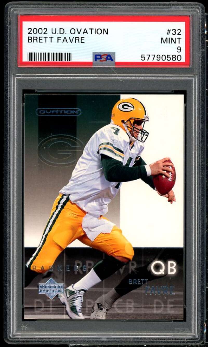 Brett Favre Card 2002 UD Ovation #32 PSA 9 Image 1