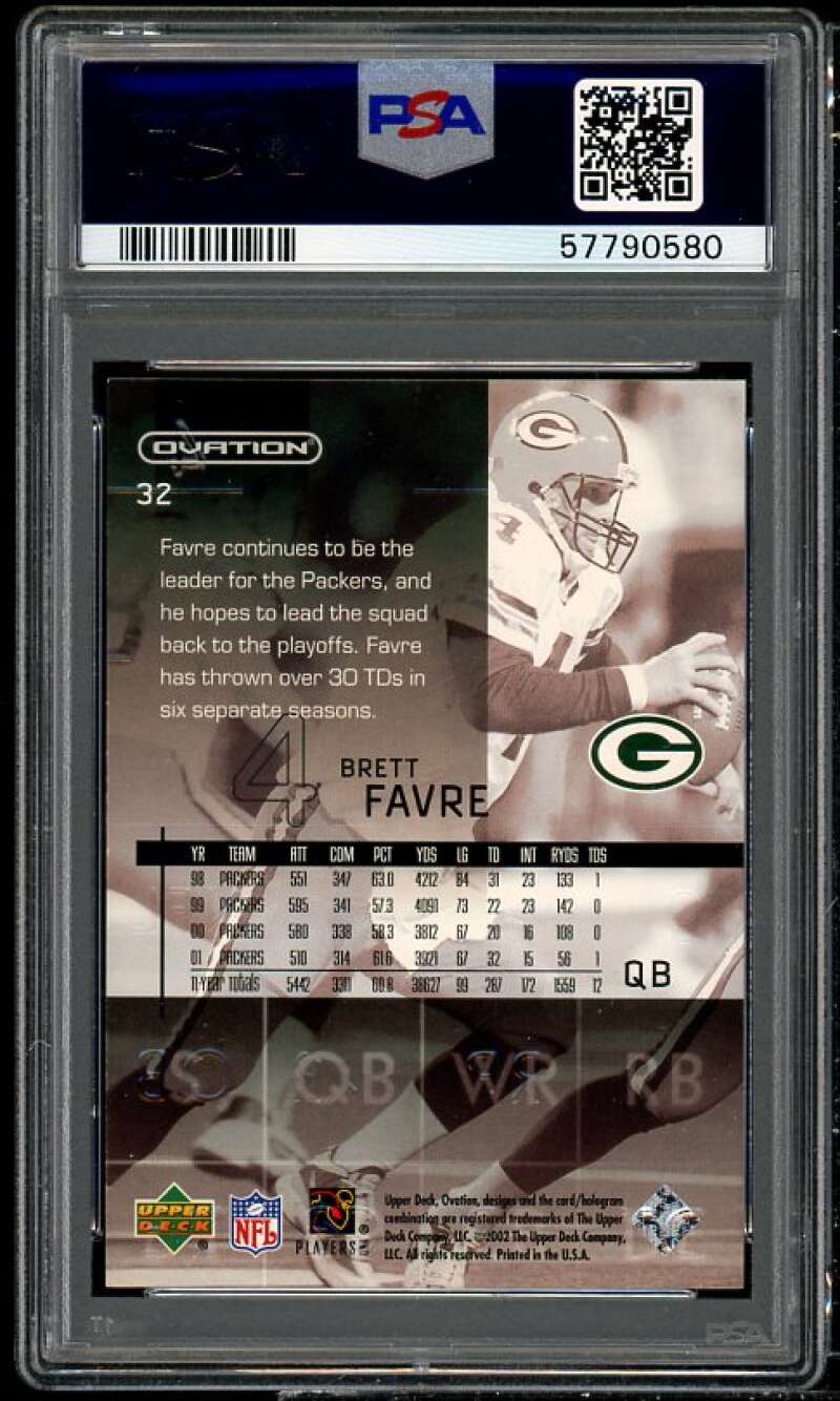 Brett Favre Card 2002 UD Ovation #32 PSA 9 Image 2