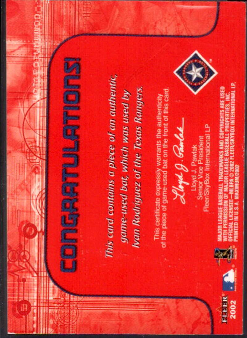 Ivan Rodriguez Card 2002 Fleer Maximum Power Bat #17  Image 2
