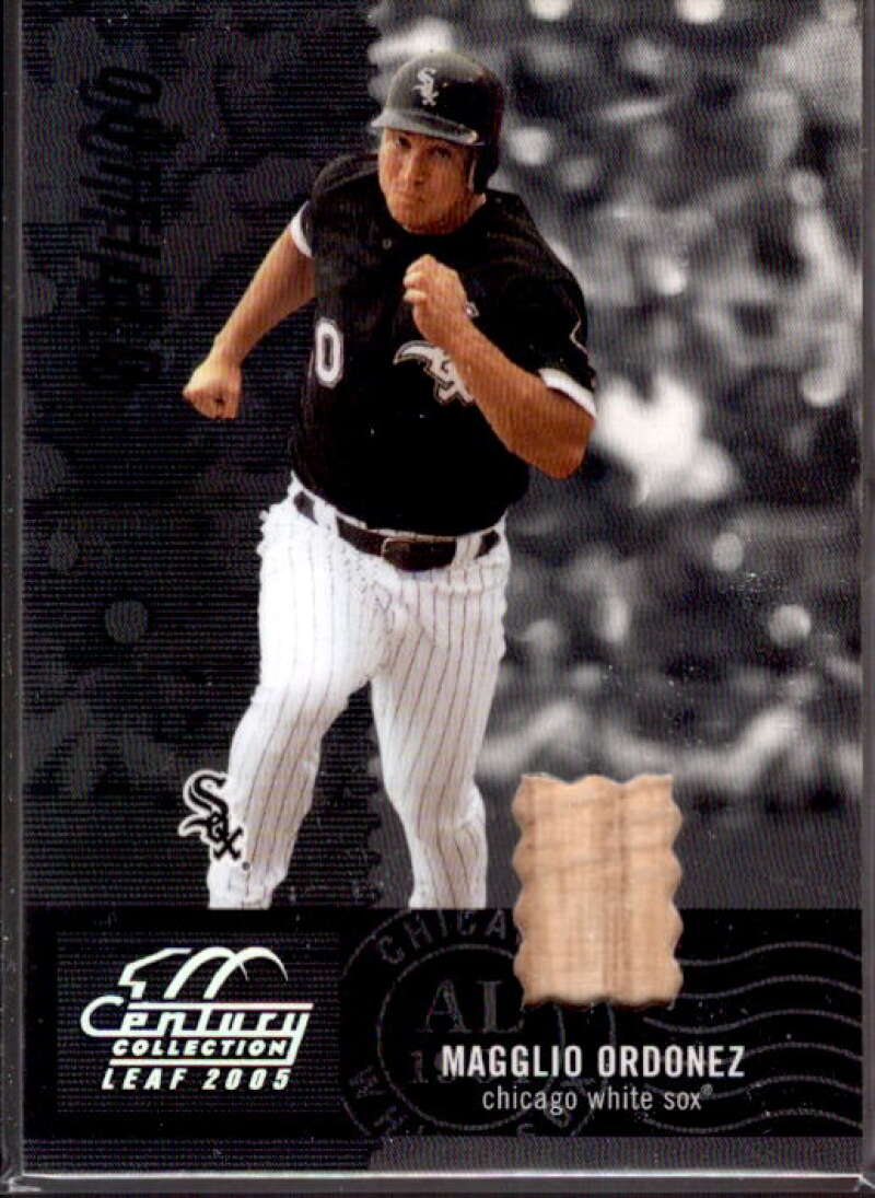 Magglio Ordonez Card 2005 Leaf Century Material Bat #130  Image 1