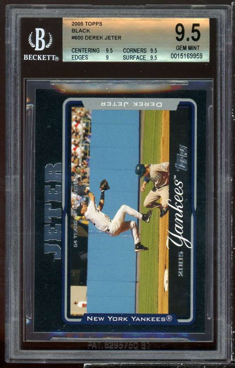 Derek Jeter Card 2005 Topps Black #600 BGS 9.5 (9.5 9.5 9 9.5) Image 1