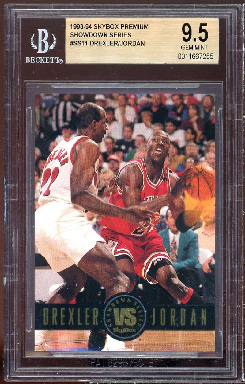 Clyde Drexler/Michael Jordan Card 1993-94 SkyBox Showdown Series #SS11 BGS 9 Image 1