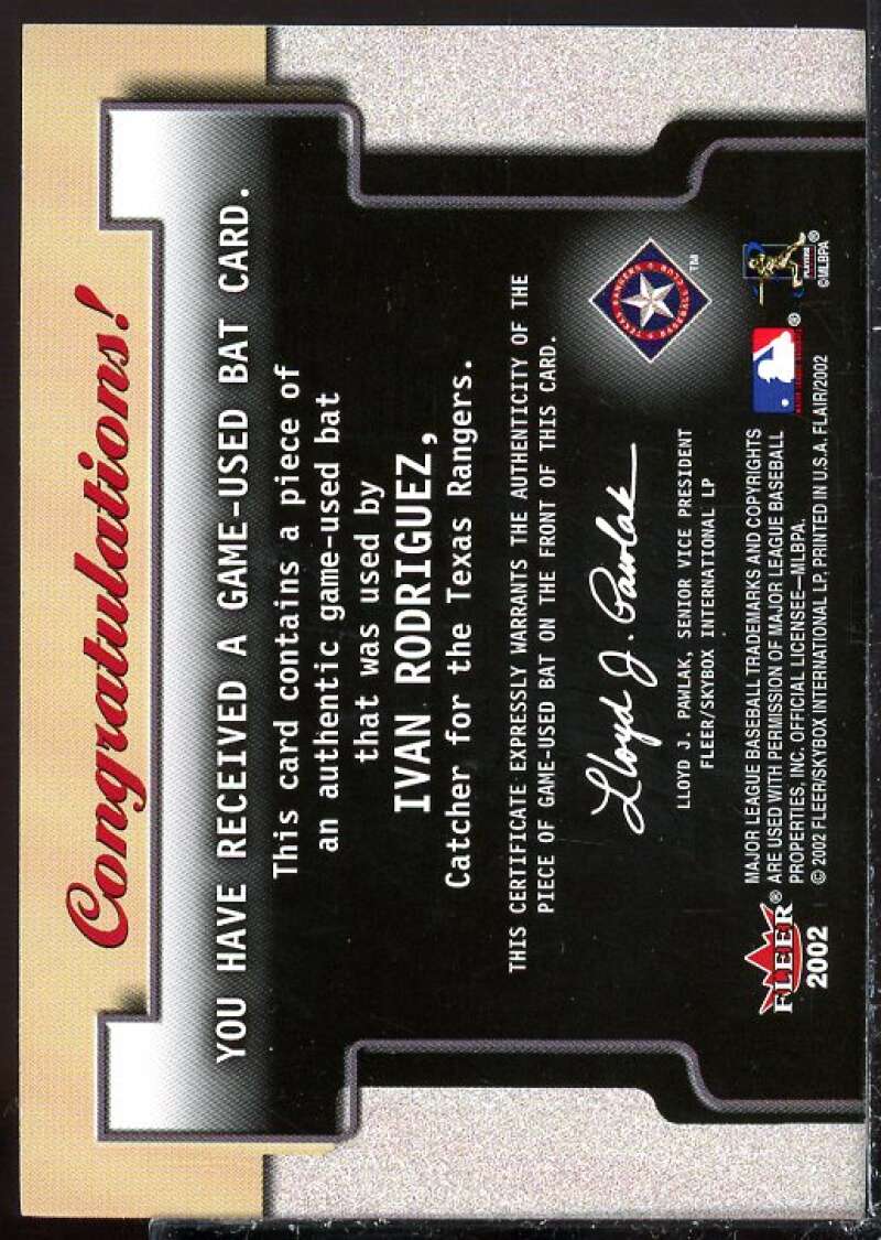 Ivan Rodriguez Card 2002 Flair Power Tools Bats #19  Image 2
