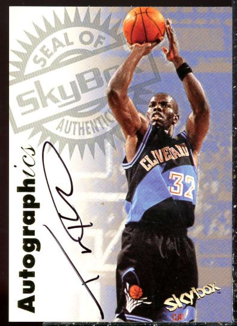 Tyrone Hill Card 1997-98 SkyBox Premium Autographics #49  Image 1