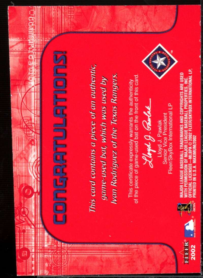 Ivan Rodriguez Card 2002 Fleer Maximum Power Bat #17  Image 2