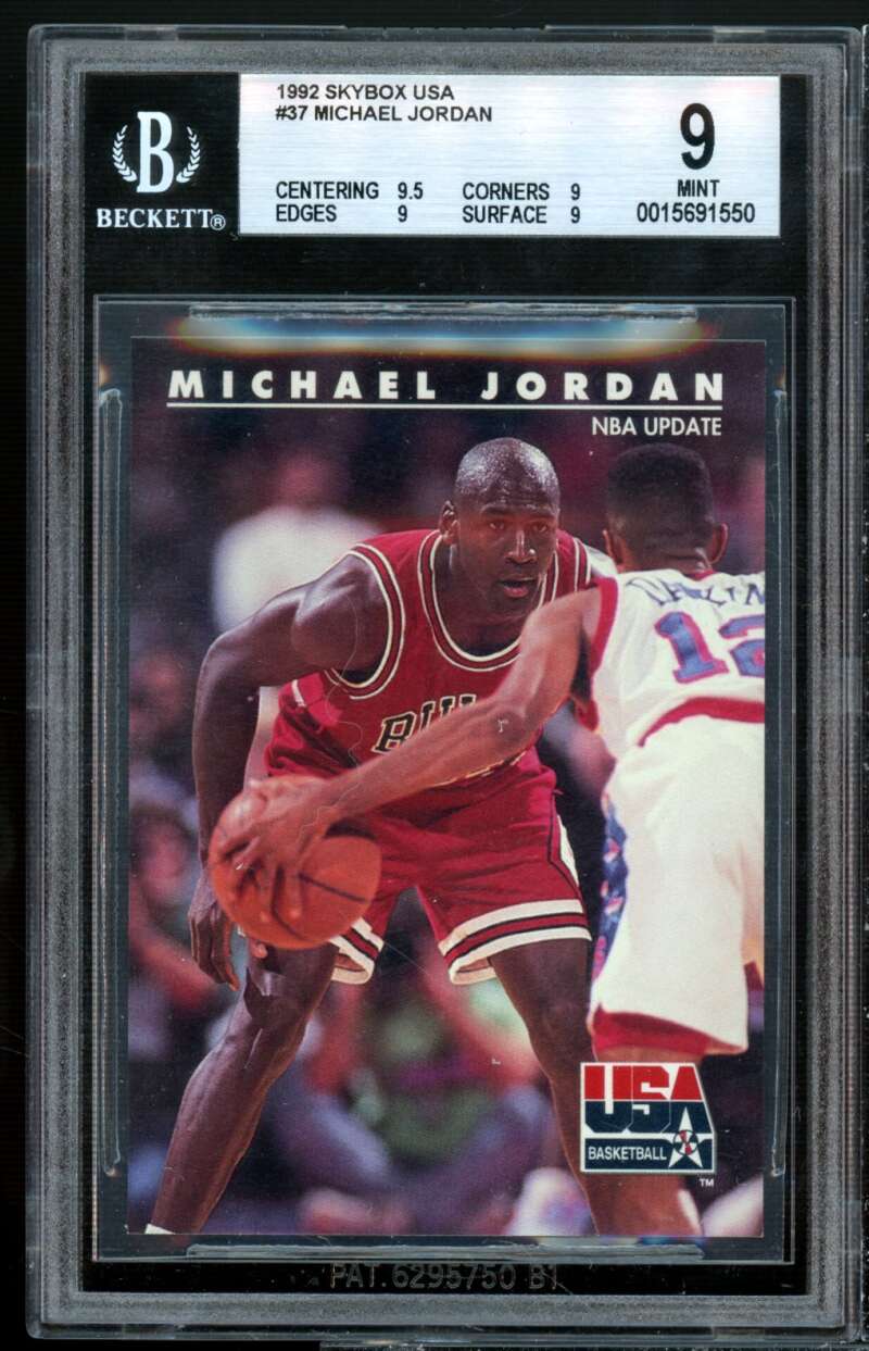 Michael Jordan Card 1992 SkyBox USA #37 BGS 9 (9.5 9 9 9) Image 1
