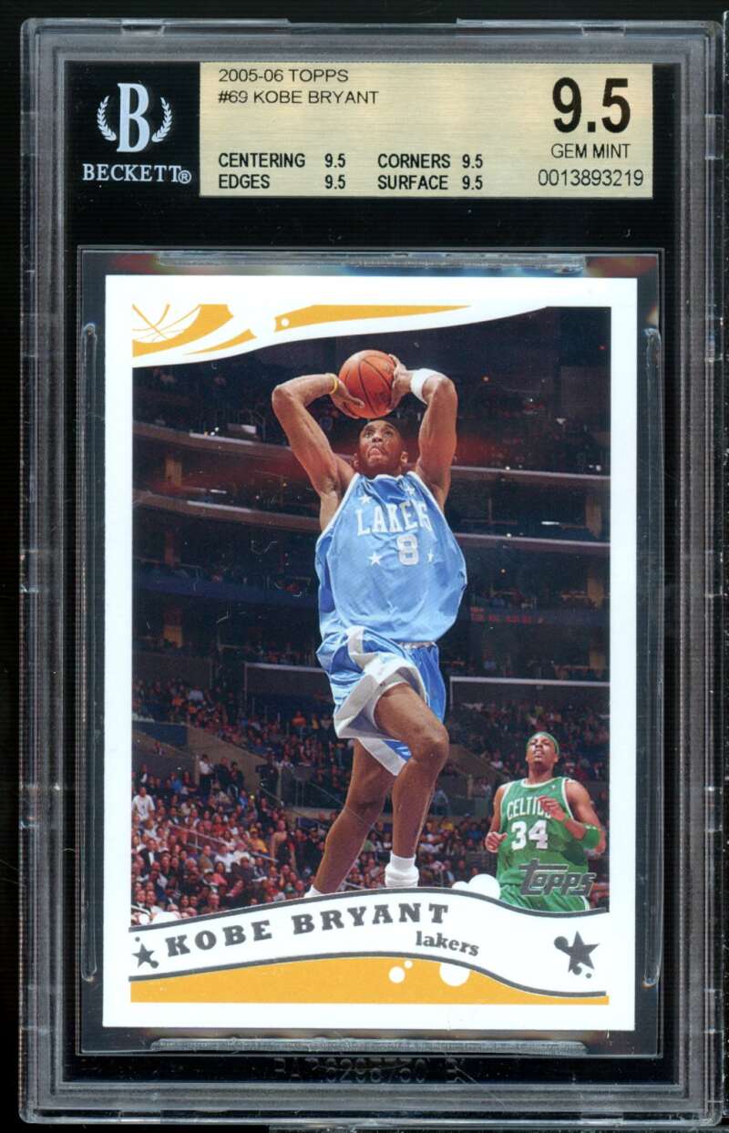 Kobe Bryant Card 2005-06 Topps #69 BGS 9.5 (9.5 9.5 9.5 9.5) Image 1
