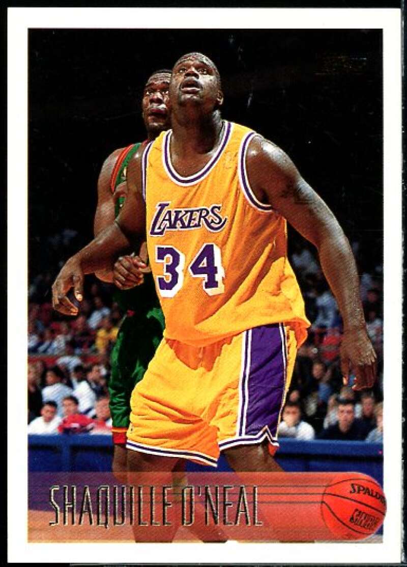 Shaquille O'Neal Card 1996-97 Topps #220  Image 1