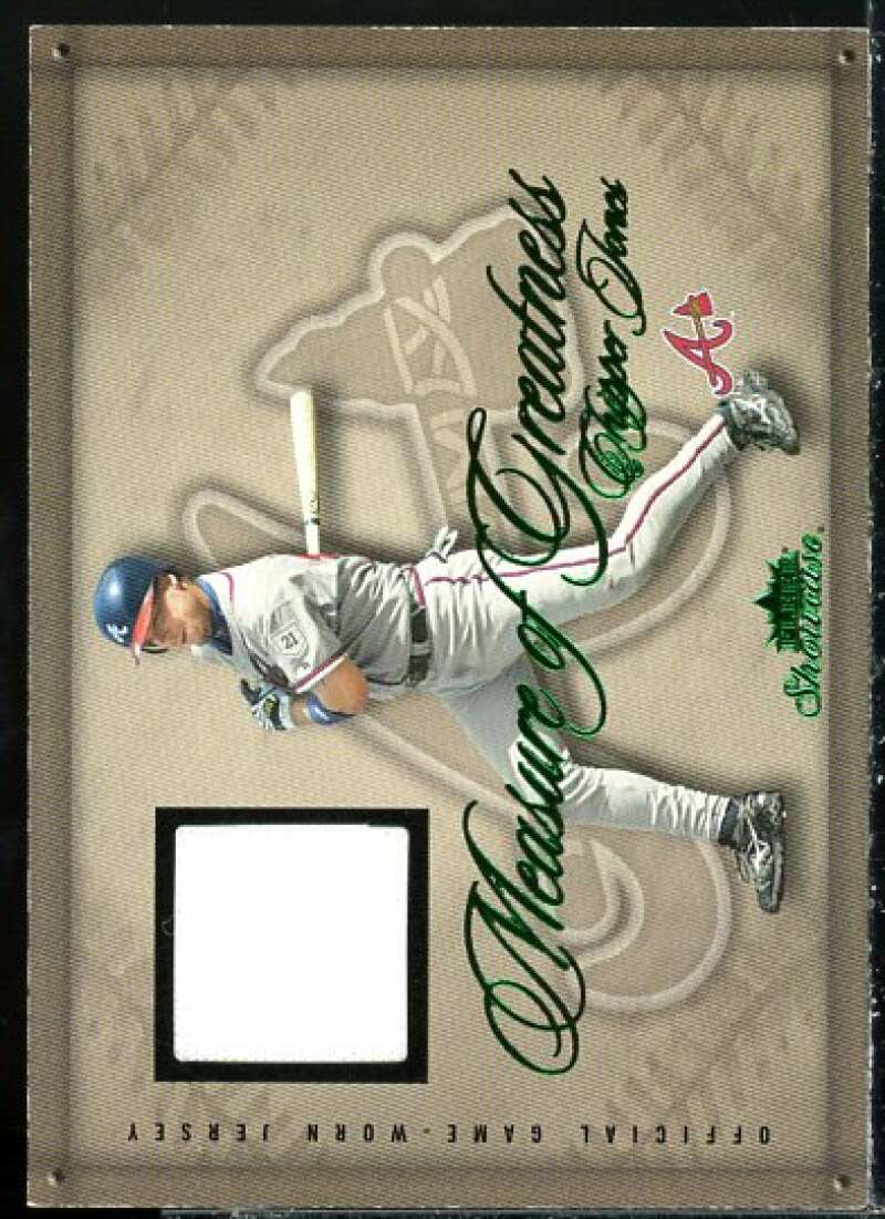 Chipper Jones Card 2005 Fleer Showcase Measure of Greatness Jersey Green #CJ  Image 1