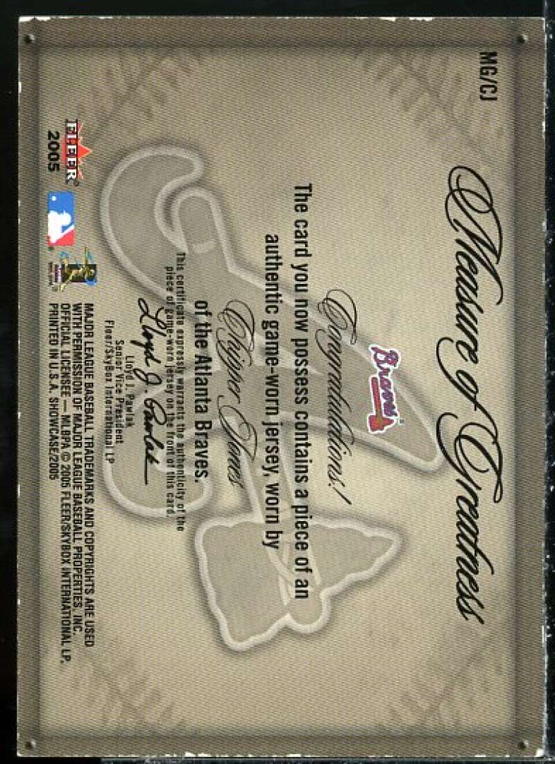 Chipper Jones Card 2005 Fleer Showcase Measure of Greatness Jersey Green #CJ  Image 2