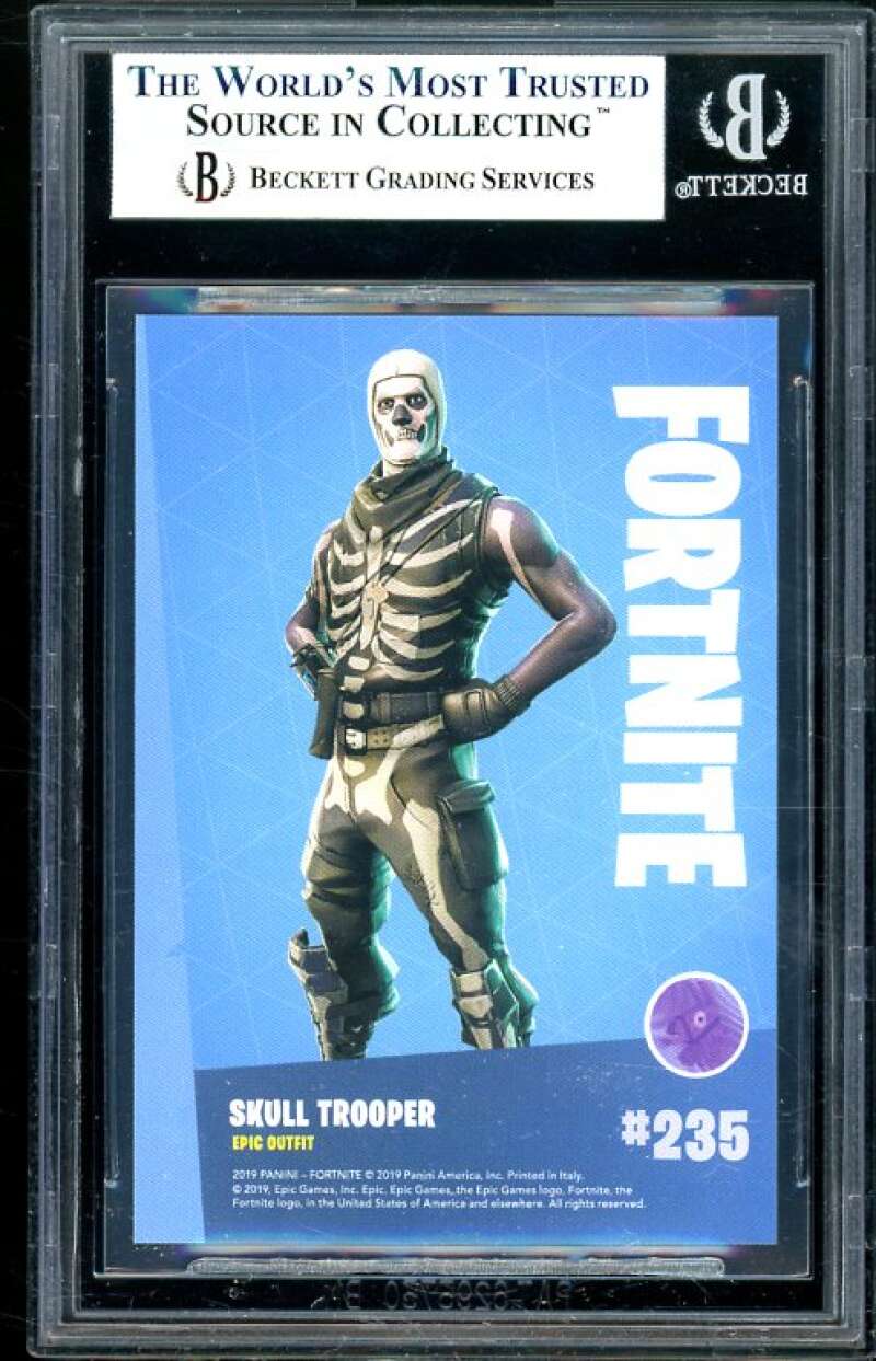 Skull Trooper Card 2019 Fortnite Series 1 italian Holofoil #235 (pop 2) BGS 8.5 Image 2