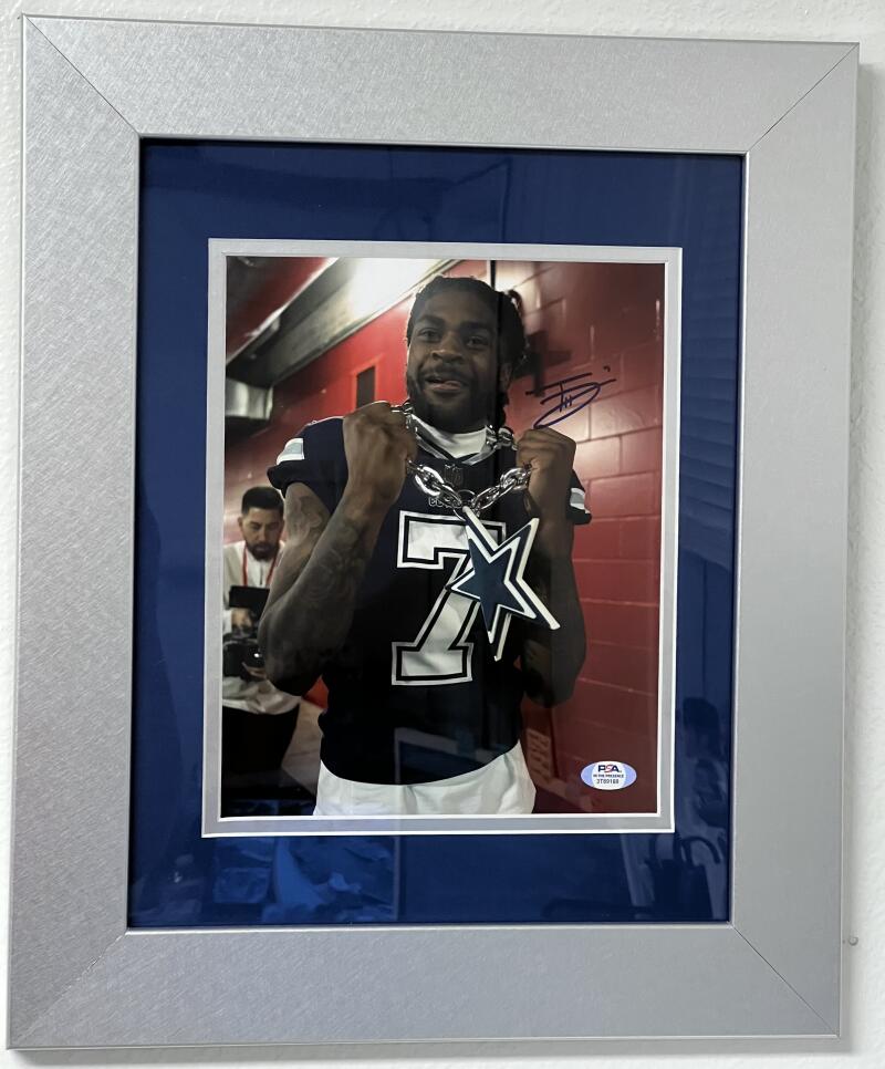 Trevon Diggs Autograph Signed Cowboys 8x10 Photograph PSA Authentic   Image 2