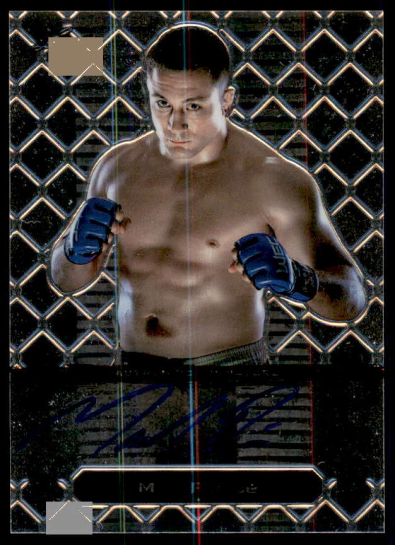 Mike Pierce Card 2011 Leaf MMA Metal #BAMP1  Image 1