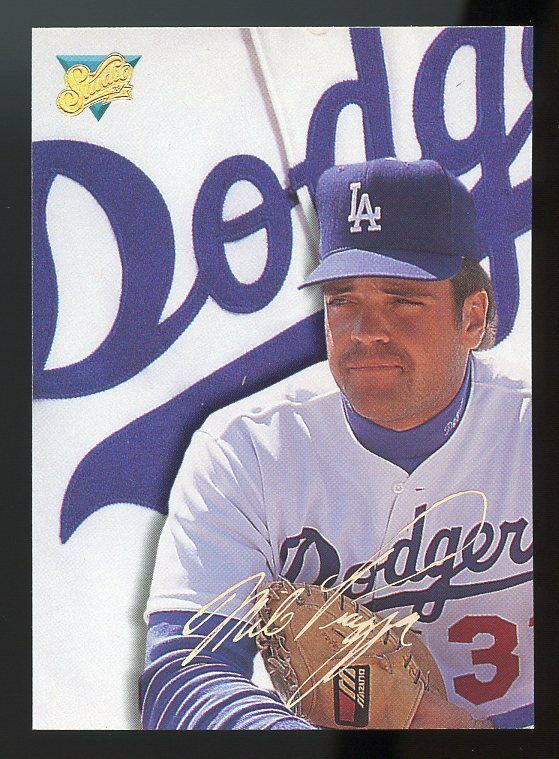 1993 studio #201 MIKE PIAZZA los angeles dodgers ROOKIE card Image 1