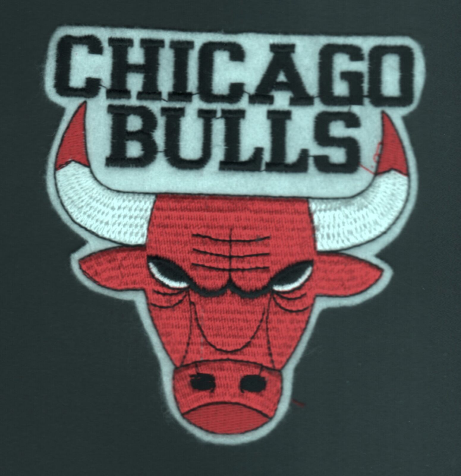 NBA CHICAGO BULLS Logo Emblem Embroidered Mini Cotton Mini Patch 4 3/8" x 5 5/8" Image 1